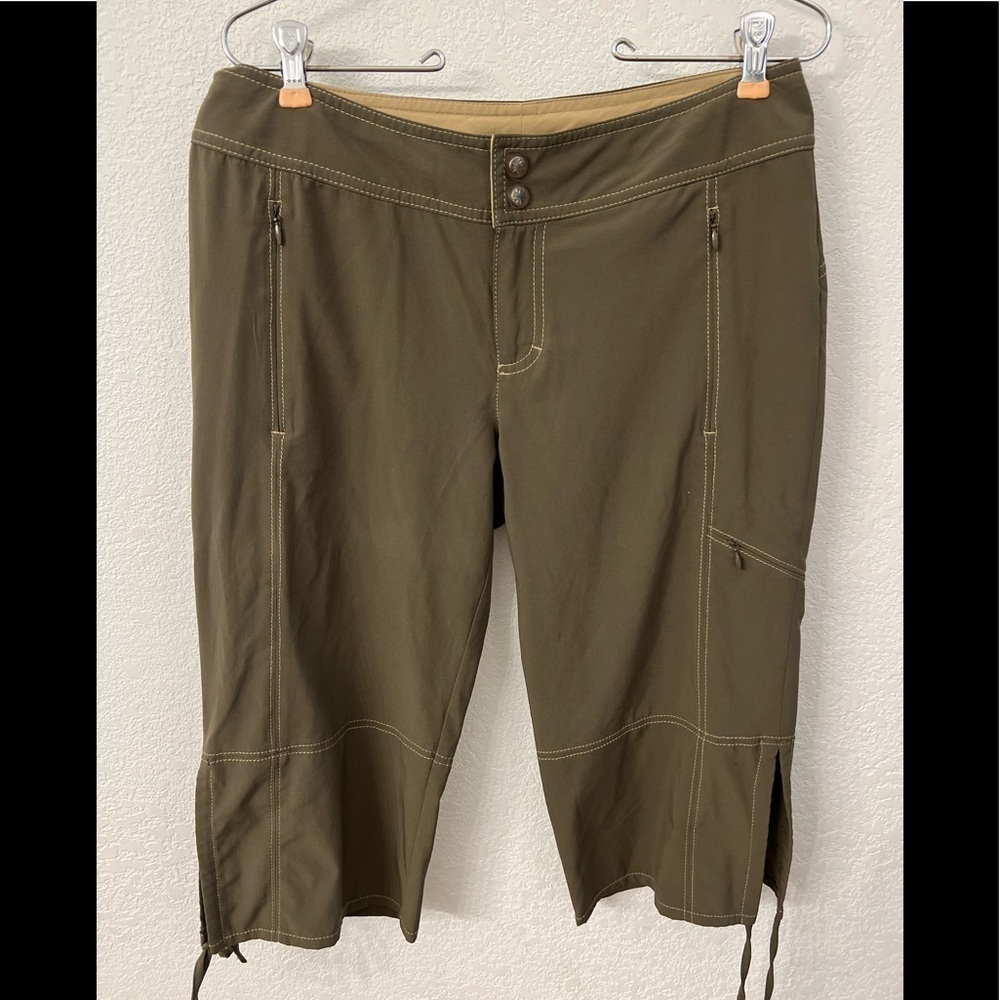 Athleta capris pants size 6